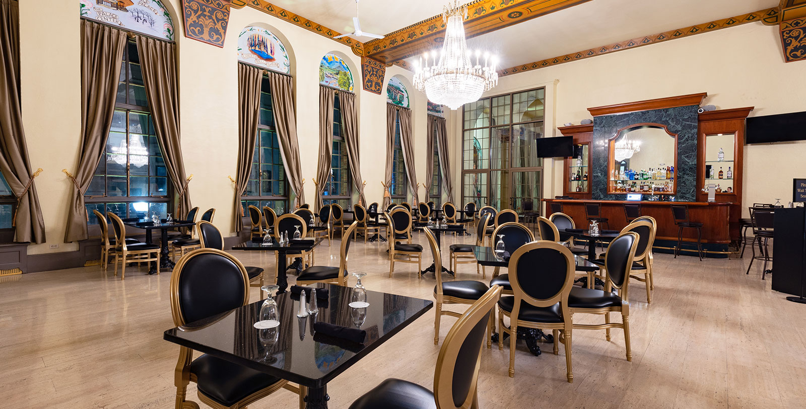 Image of Windows on 6th, the restaurant at Historic Americus Hotel, 1926, a member of Historic Hotels of America, Allentown, Pennsylvania