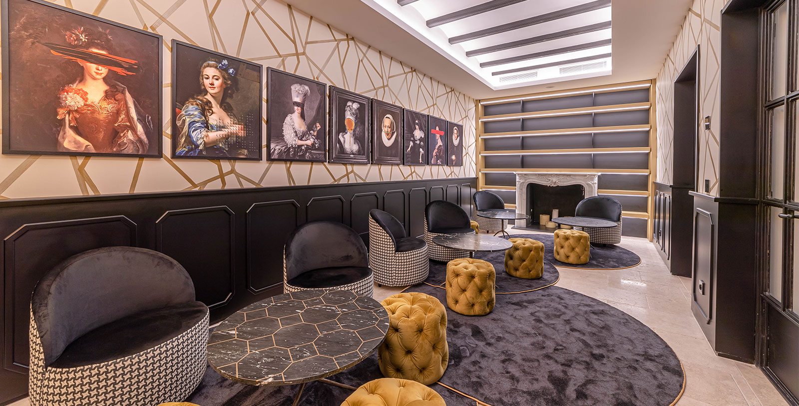 Explore the Avenida del Mar, an important avenue in Marbella that leads to the Mediterranean Sea.