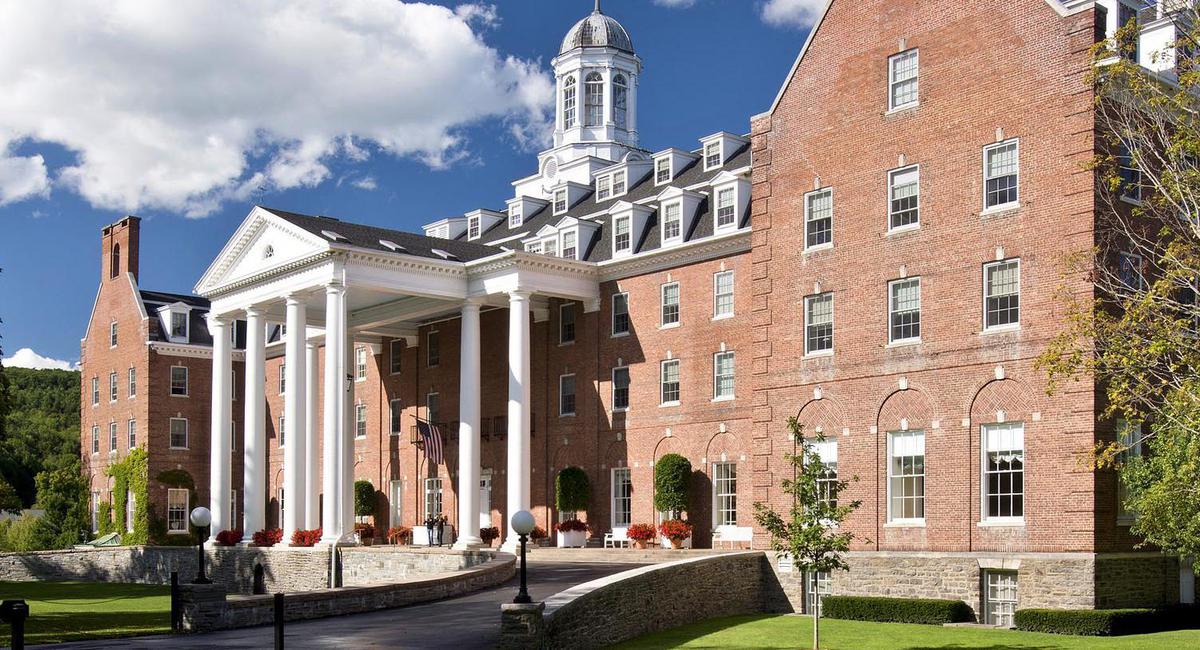 Discover the National Baseball Hall of Fame, Fenimore Art Museum, The Farmers’ Museum, and Otsego Lake just moments away.