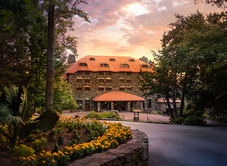 Image of Hotel Exterior The Omni Grove Park Inn, 1913, Member of Historic Hotels of America, in Asheville, North Carolina, Special Offers, Discounted Rates, Families, Romantic Escape, Honeymoons, Anniversaries, Reunions