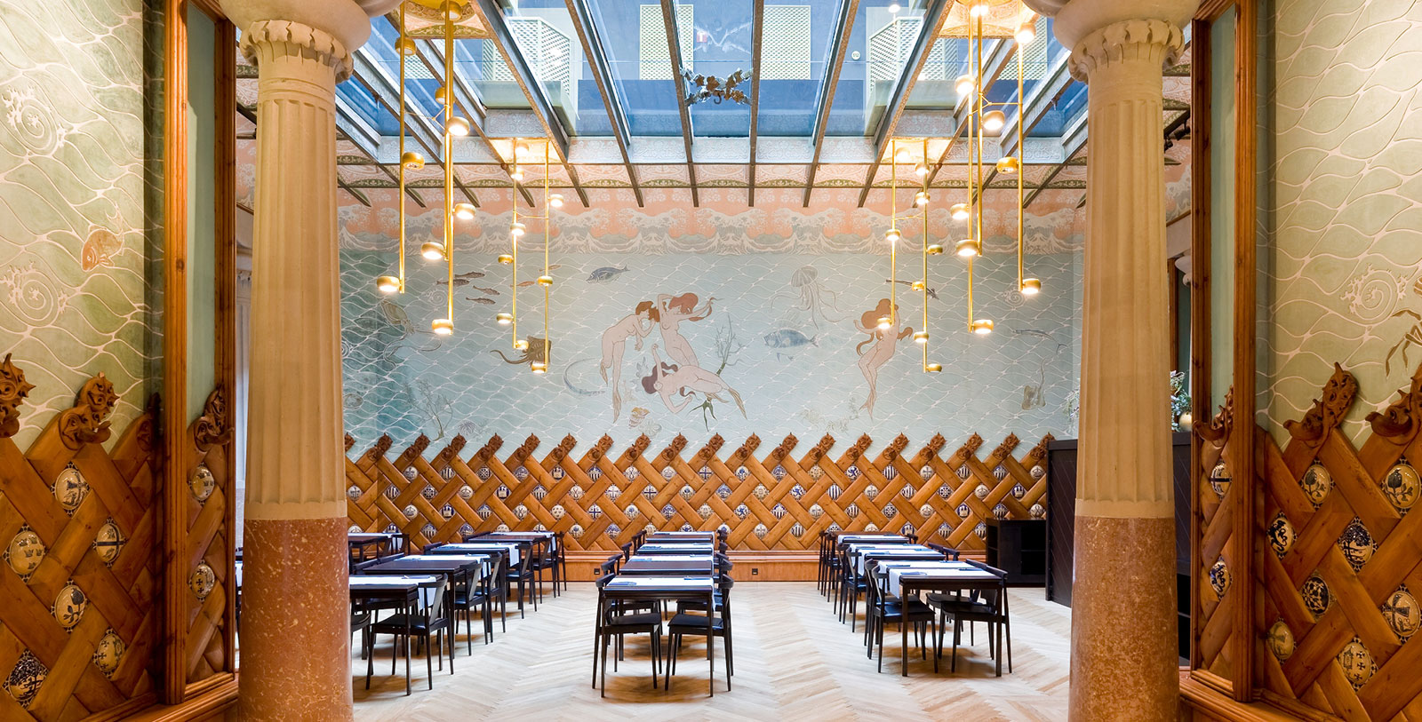 Image of Sala de les Sirenes, Hotel España, 1859, a Member of Historic Hotels Worldwide in Barcelona, Spain, Special Occasions