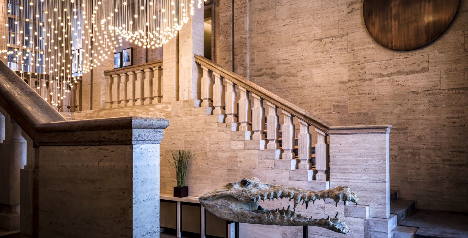 Explore the Berlin Zoological Garden, Bellevue Palace, and Victory Column in Berlin's Tiergarten Park.