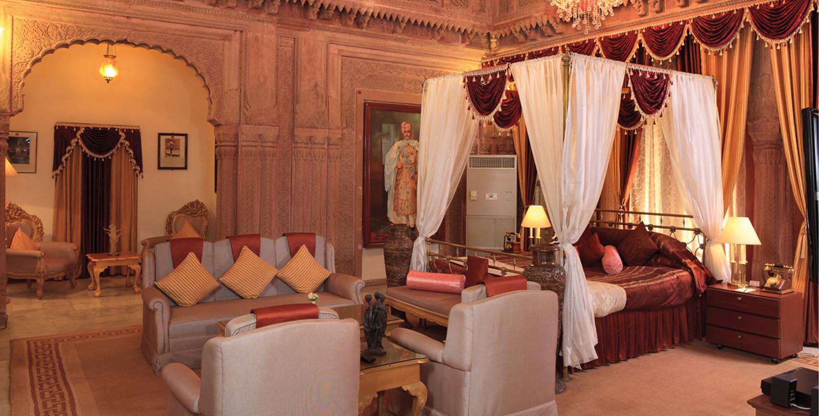 Discover Bikaner's Lalgarh Palace and Junagarh Fort just moments away.