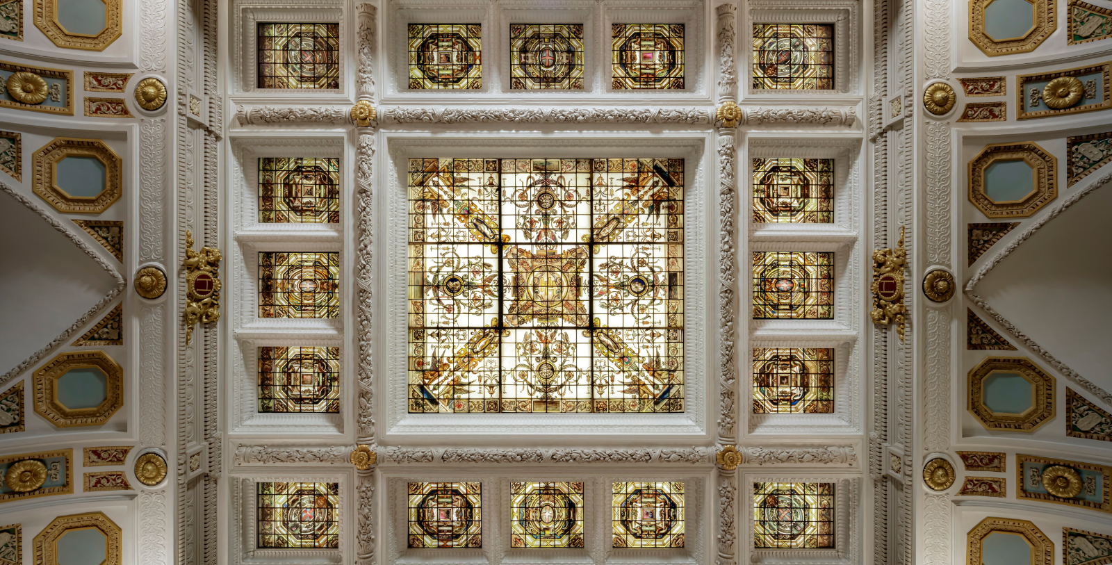 Explore the historic Tennessee State Capitol.