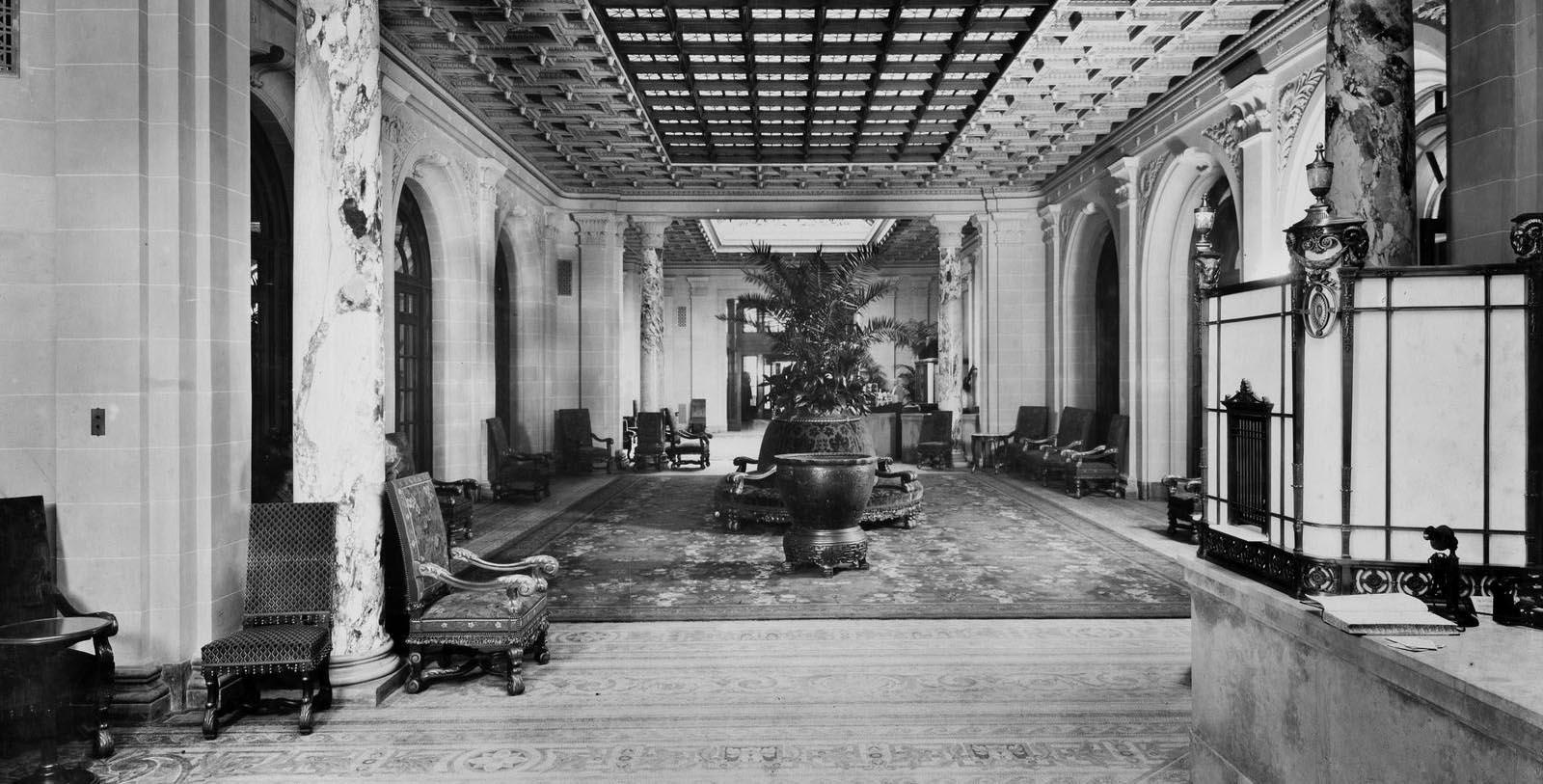 Discover the double “P” monogram on the doorknobs throughout the hotel.