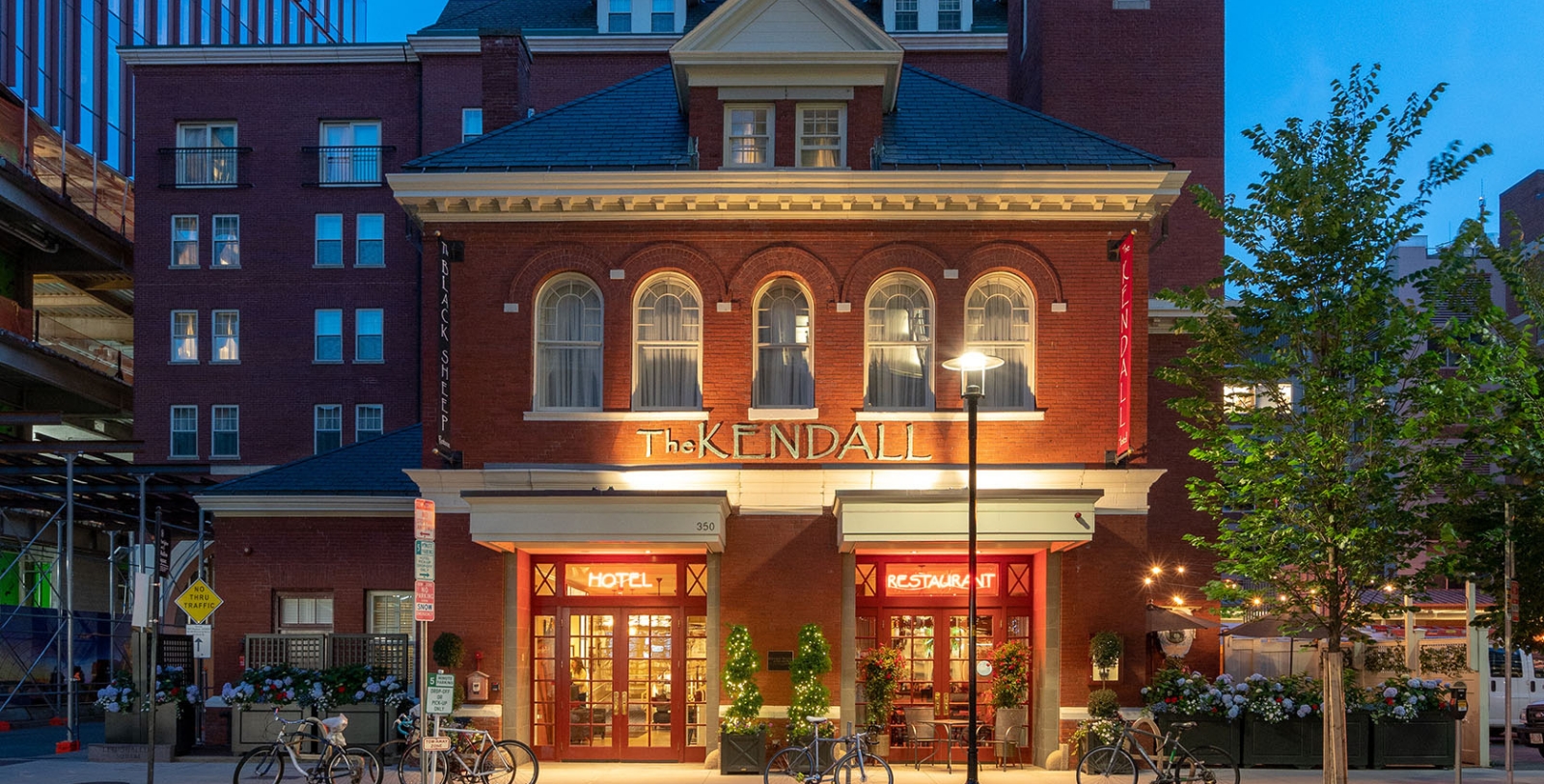 Image of Seating Area The Kendall Hotel, 1894, Member of Historic Hotels of America, in Cambridge, Massachusetts, Special Offers, Discounted Rates, Families, Romantic Escape, Honeymoons, Anniversaries, Reunions