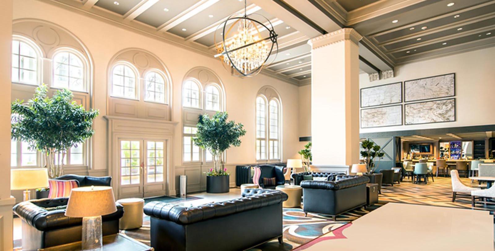 Discover the stunning Art Deco architecture of the legendary Hilton Baton Rouge Capitol Center.