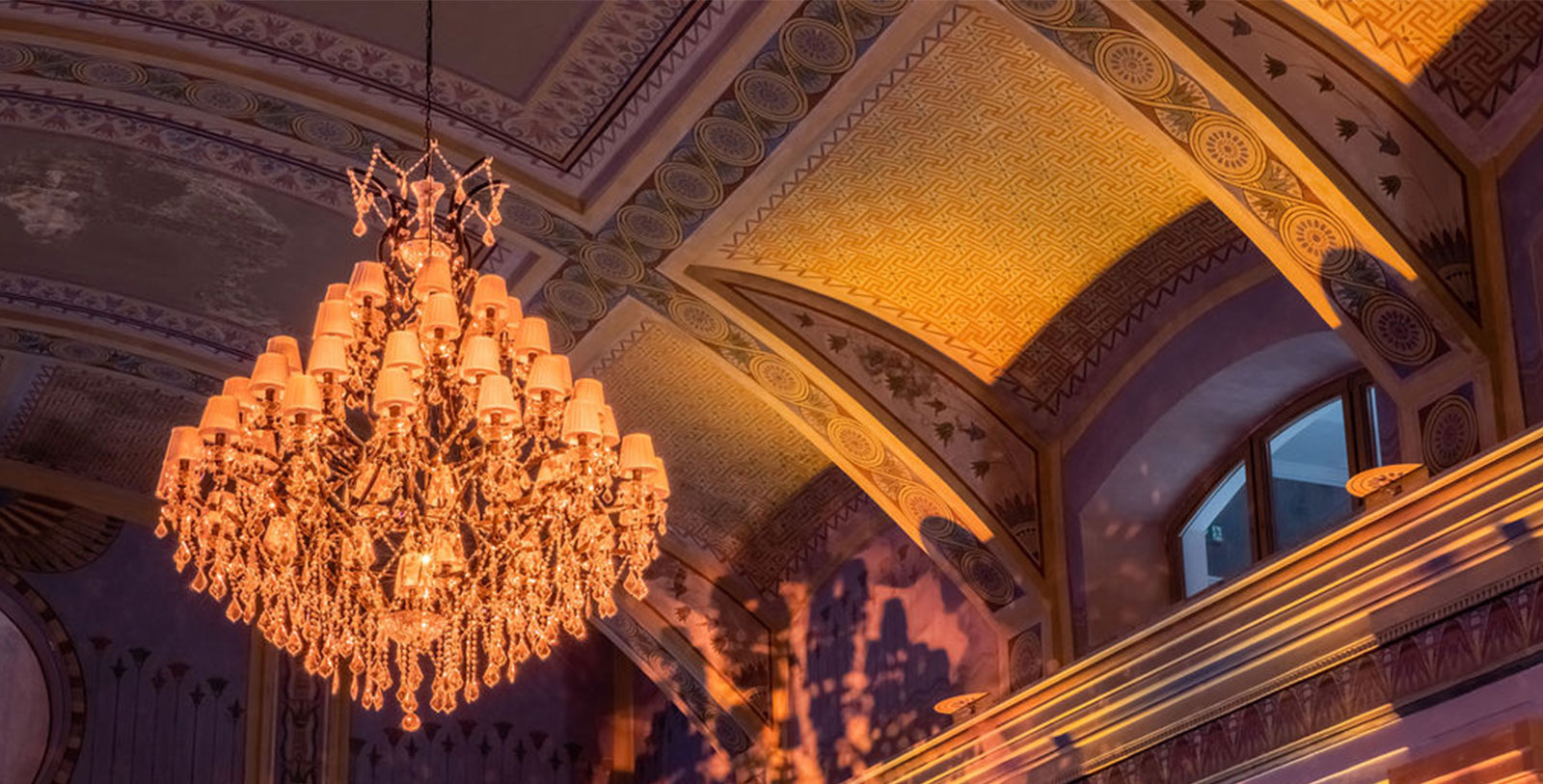 Explore Andrássy út (Andrássy Avenue), a showcase boulevard of significant institutions, embassies, high-end boutiques and villas.