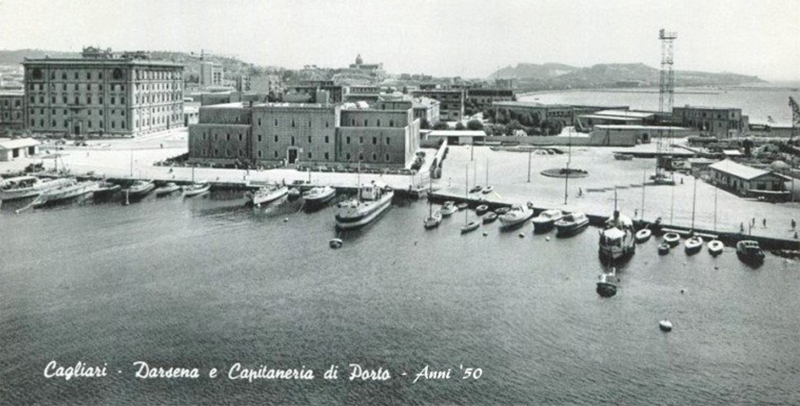 Discover how Palazzo Tirso Cagliari – MGallery strategically stands along the gorgeous Piazza Deffenu overlooking the Gulf of Angels.