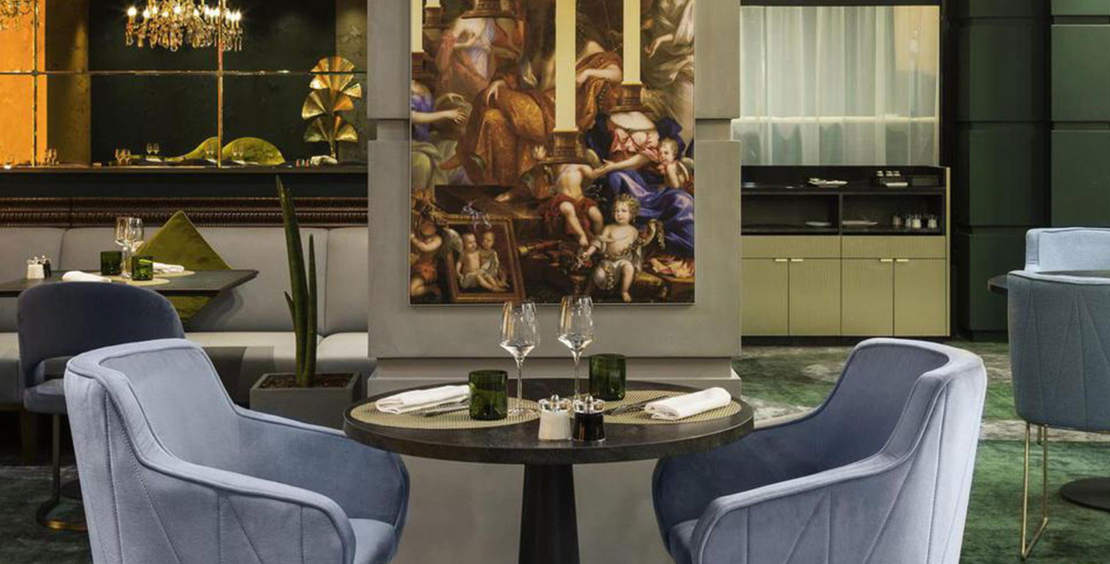 Taste a variety of classic French dishes at L'Alcôve.