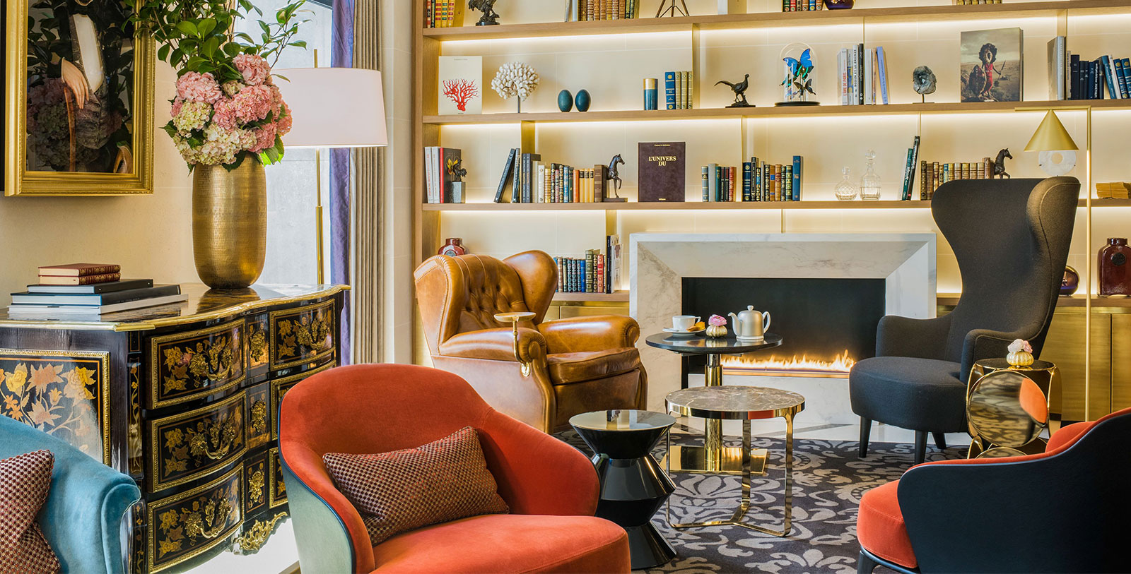 Experience a moving theatrical performance at the Théâtre des Champs-Élysées.