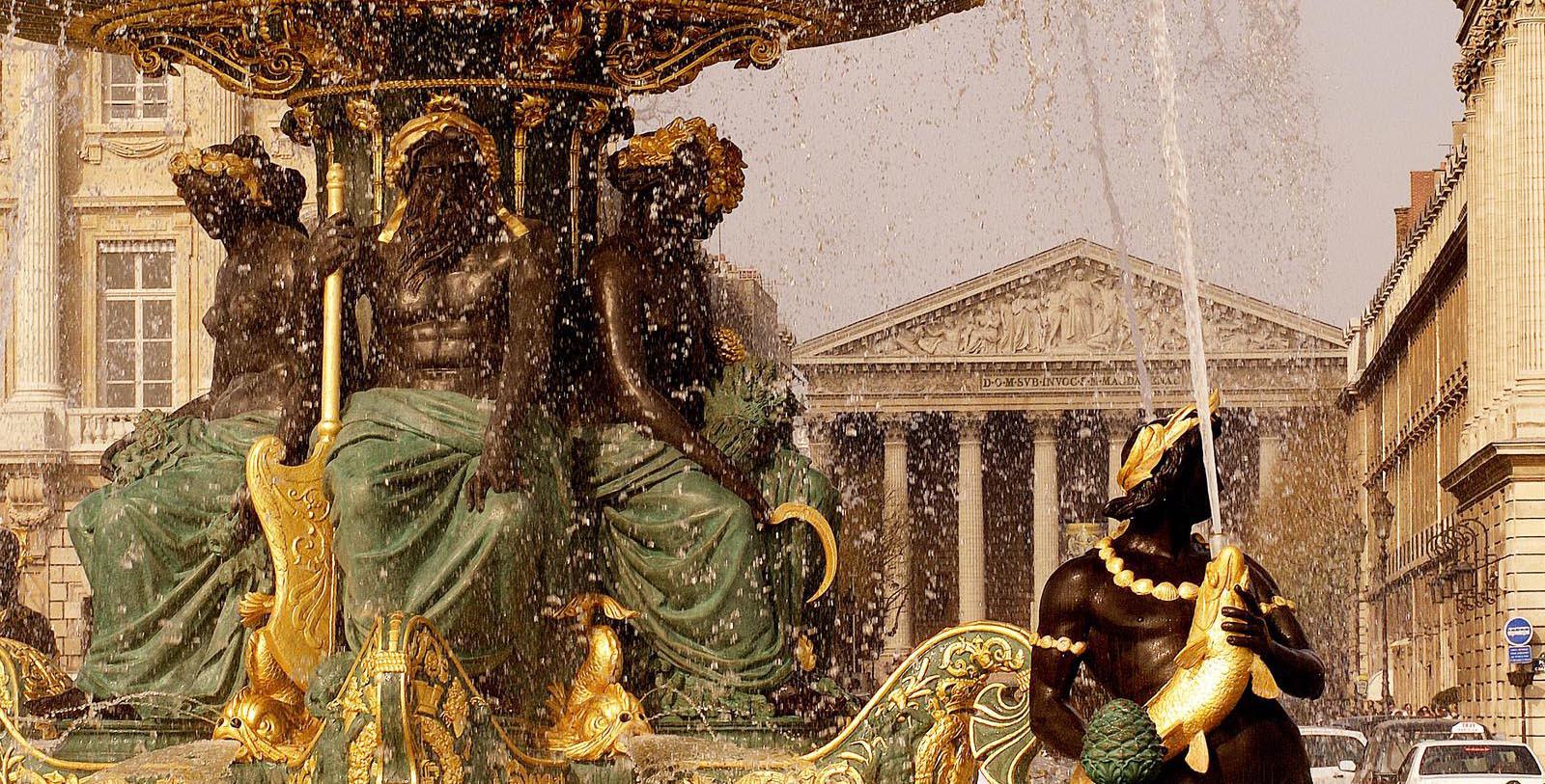 Explore the Grand Palais des Champs-Élysées nearby.