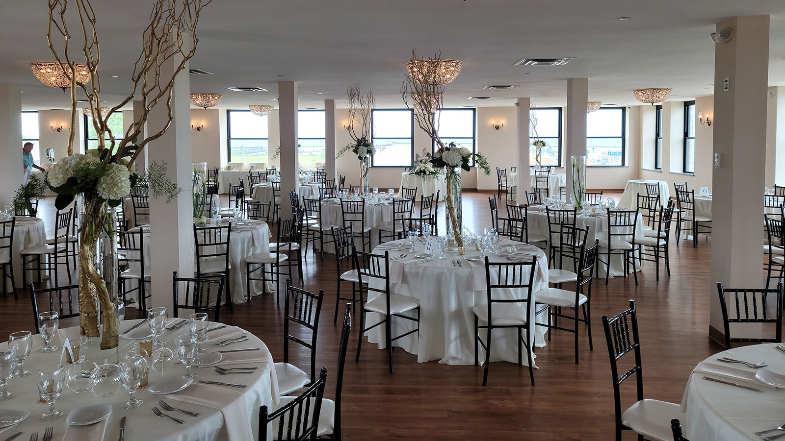 Image of the Ariel Broadway Hotel, a member of Historic Hotels of America since 2022, located in Lorain, Ohio