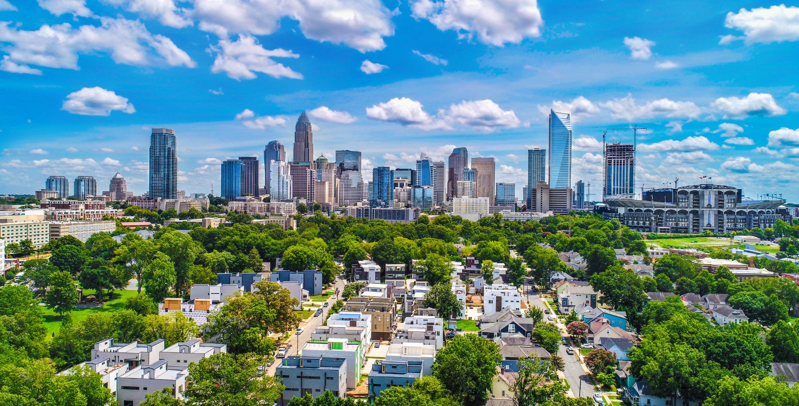 Explore Discovery Place Science, the Bechtler Museum of Modern Art, and the Belk Theater at Blumenthal Performing Arts Center just steps away.