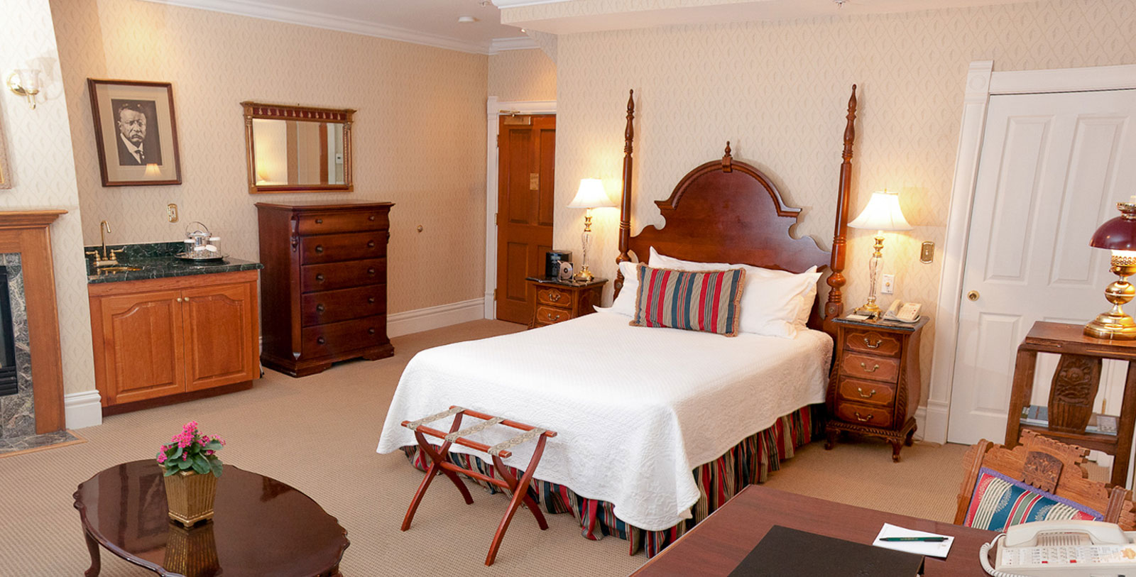 Image of Interior Guestroom The Cliff House at Pikes Peak, 1874, Member of Historic Hotels of America, in Manitou Springs, Colorado, Accommodations