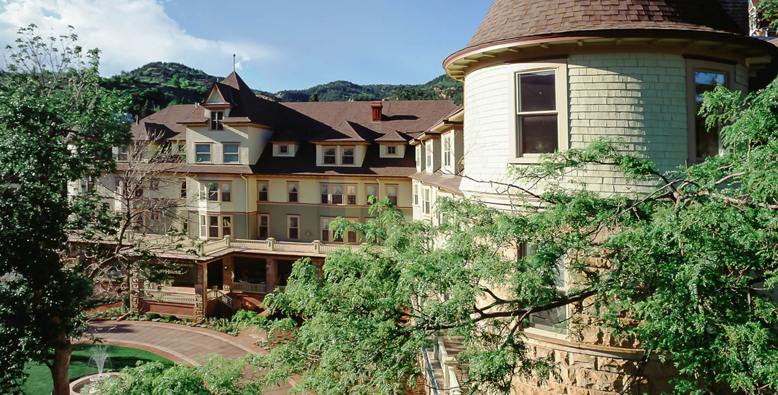 Discover the Manitou Cliff Dwellings and the Cave of the Winds Mountain Park nearby. Spend a day at the U.S. Air Force Academy or Garden of the Gods.