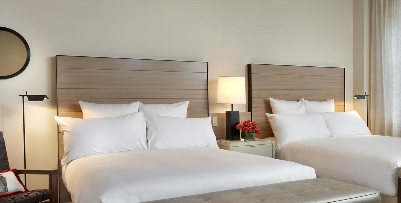 Discover the Cincinnati Music Hall, Fountain Square, the Great American Ballpark, and the National Underground Railroad Freedom Center nearby.