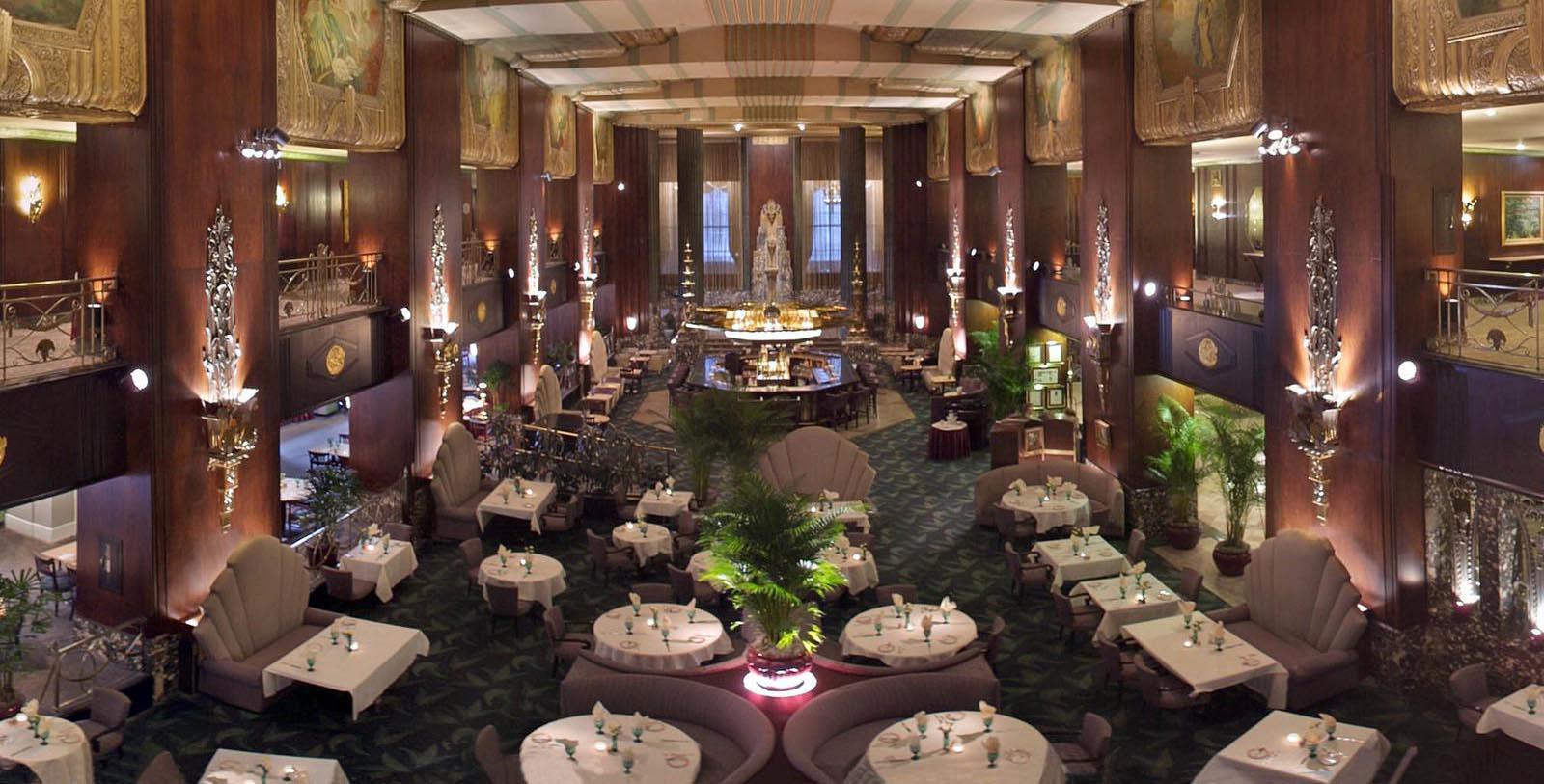 Image of Hall of Mirrors at the Hilton Cincinnati Netherland Plaza in Ohio.