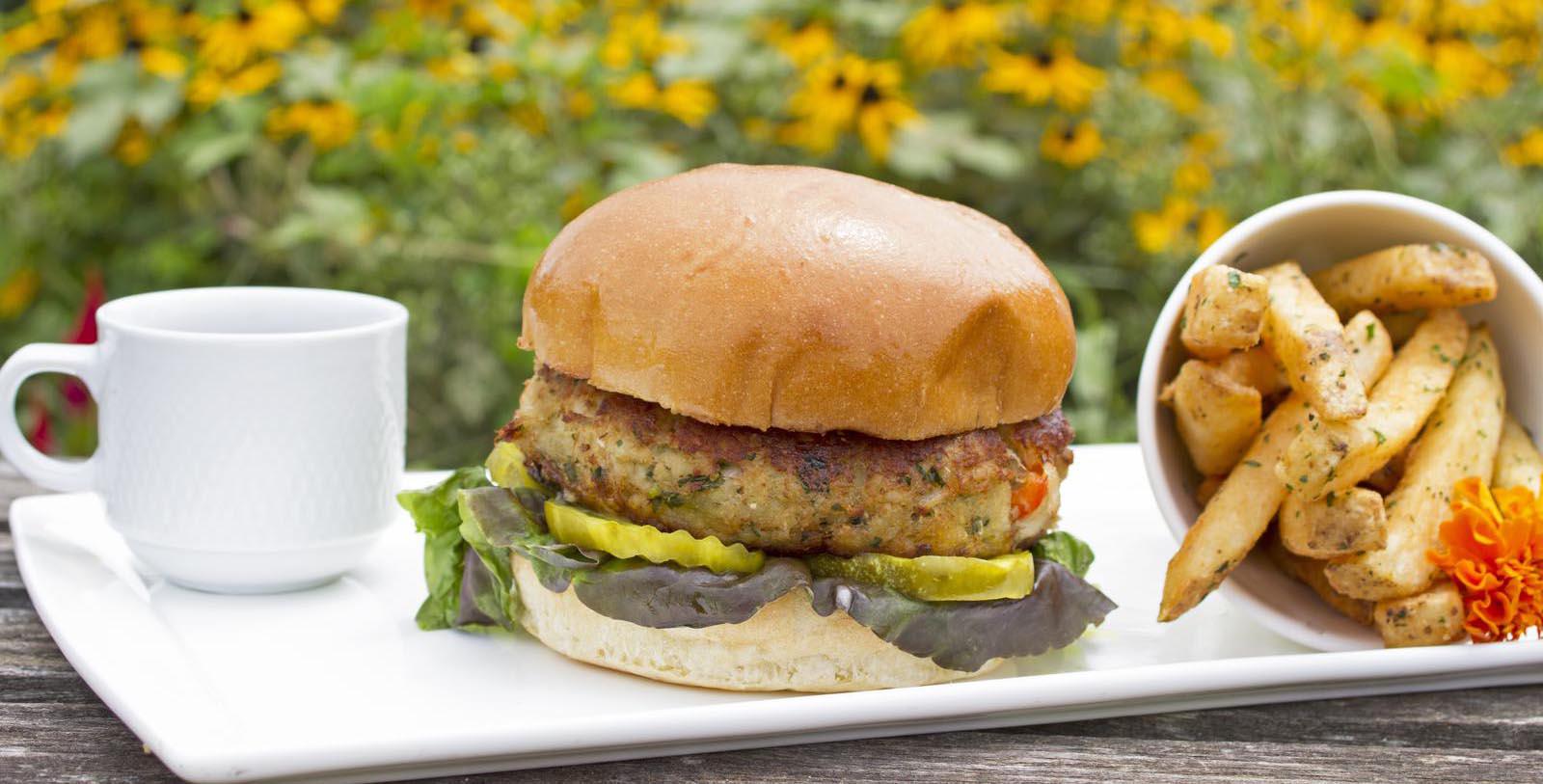 Taste the flavors of Virignia wine country.