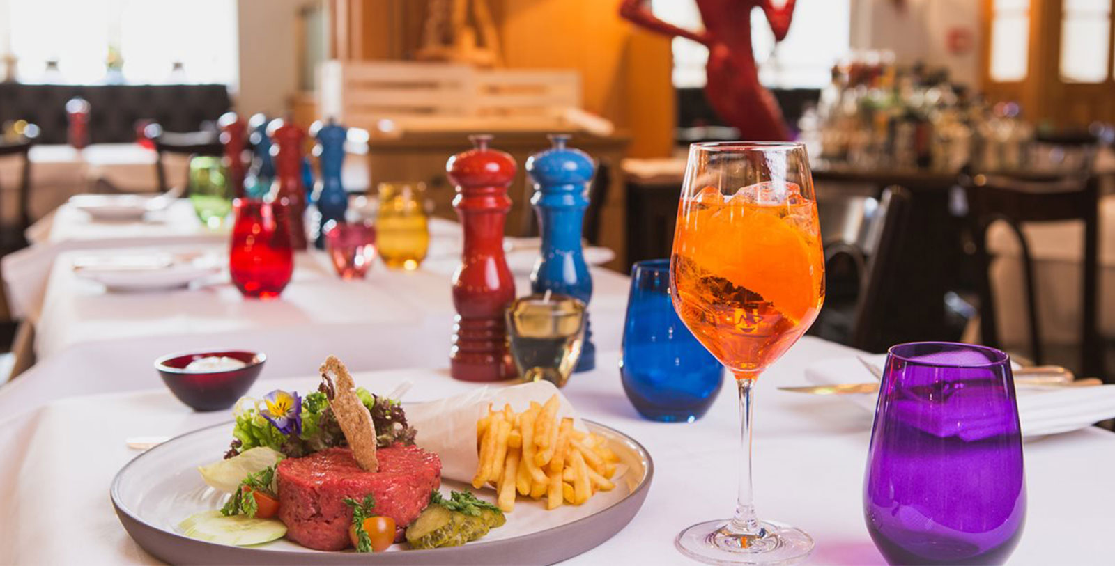 Image of Karl May Bar Dining Space, Hotel Taschenbergpalais Kempinski Dresden, 1713, Member of Historic Hotels Worldwide, Dresden, Germany, Dining