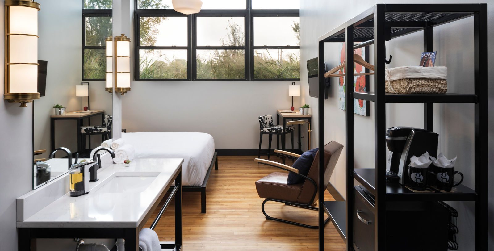 Image of guestroom at Hotel Grinnell, in Grinnell, Iowa, opened in 1921 and a member of Historic Hotels of America since 2023.