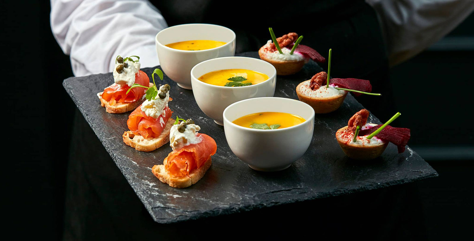 Taste some spectacular Scottish whiskys at the hotel’s Nineteen Hundred Bar & Lounge.