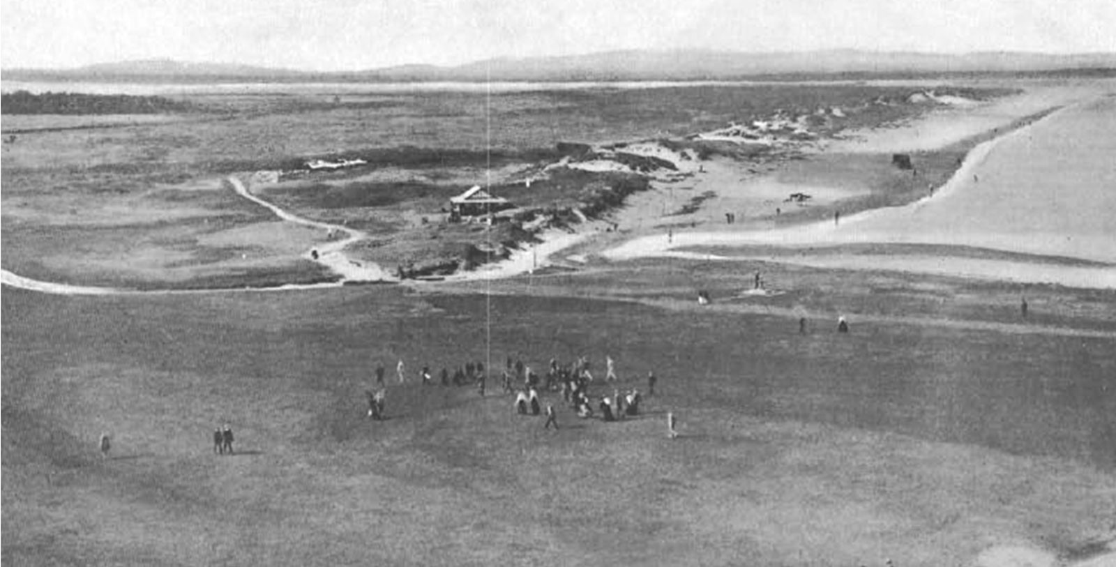 Discover the historic Jigger Inn at the Old Course Hotel.