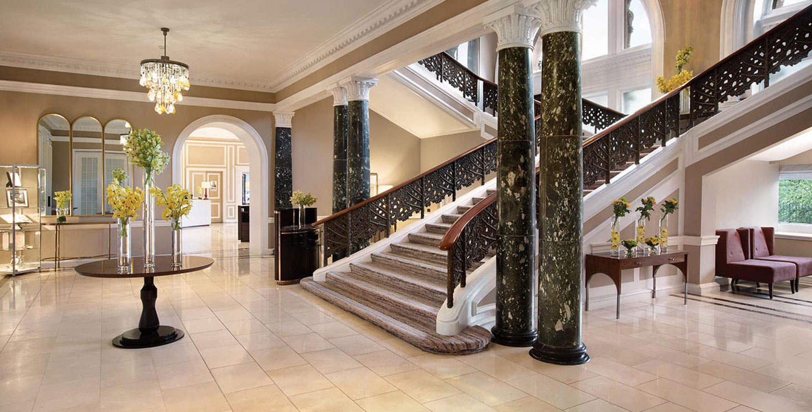 Experience Edinburgh Castle, the Scottish National Gallery, and the National Museum of Scotland steps away.