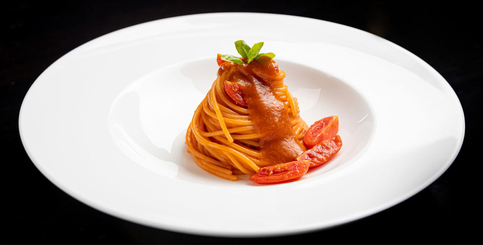 Taste the delicious fare of the Campo de’ Fiori.