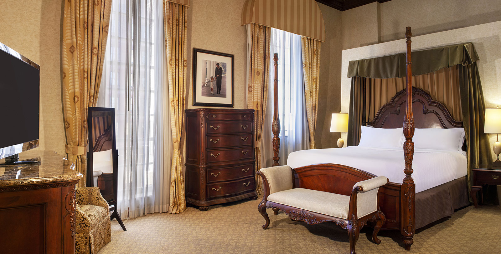 Image of hotel lobby Hilton Fort Worth, 1921, Member of Historic Hotels of America, in Fort Worth, Texas, Hot Deals