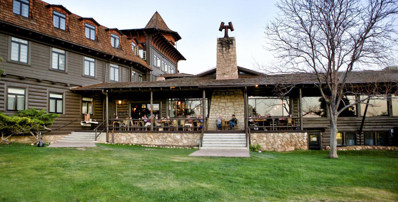 Explore the many peaks and ridges of the Grand Canyon.