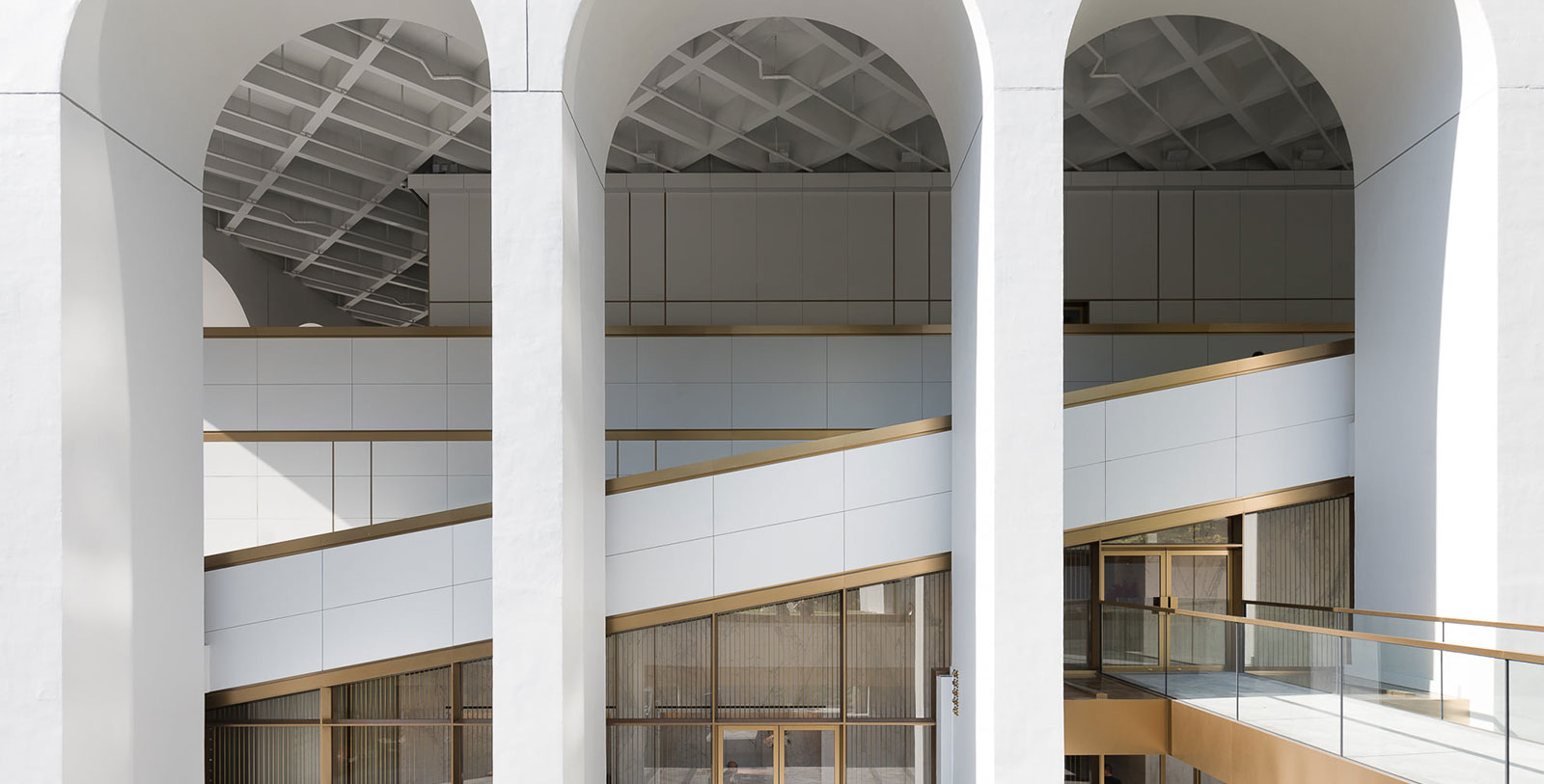 Enjoy a stroll along the Tsim Sha Tsui Promenade and visit the Hong Kong Cultural Centre and the Hong Kong Space Museum.