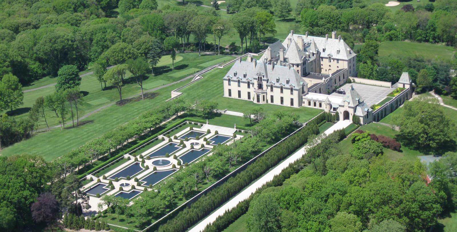 Discover the Renaissance Revival architecture of OHEKA CASTLE.