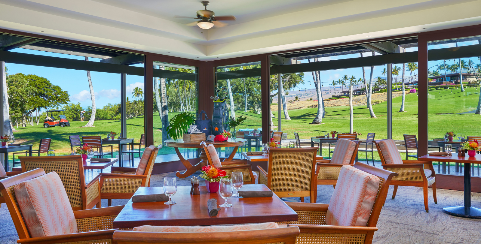 Image of Copper Bar of Mauna Kea Beach Hotel on Kohala Coast, Hawaii