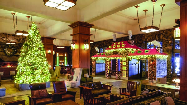 Omni_Grove_Park_Inn_Gingerbread_House_2019.jpg