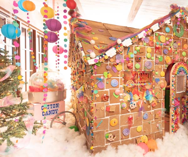Rancho_Bernardo_Inn_Gingerbread_Display_2022.jpg