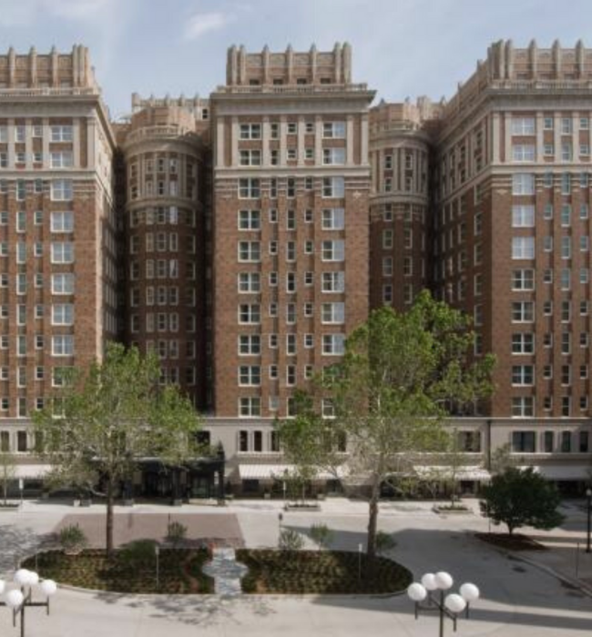 The Skirvin Hilton Oklahoma City.png