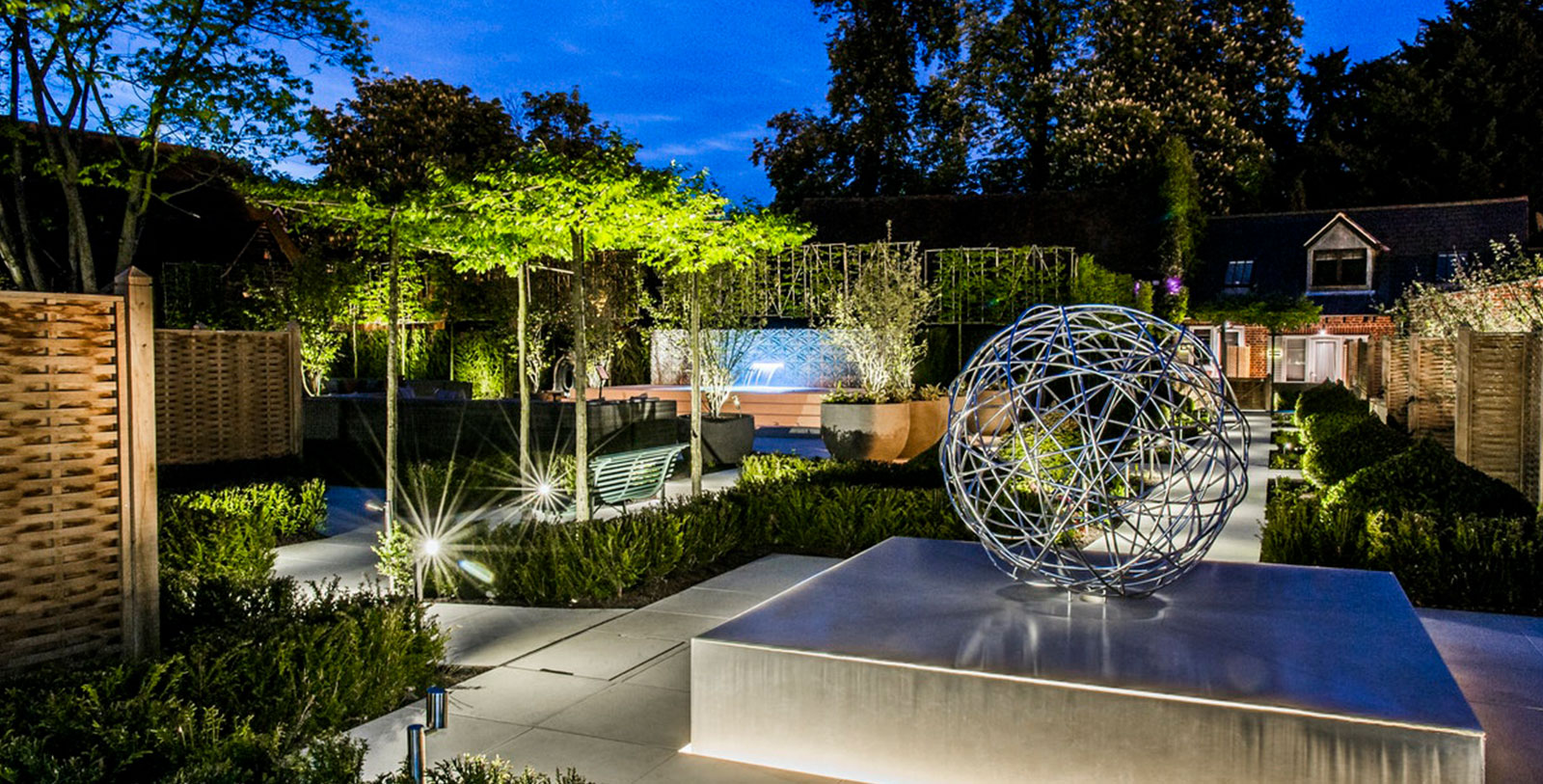 Spend a day exploring the Verulamium, St. Albans Cathedral, and Hatfield House in Hertfordshire.