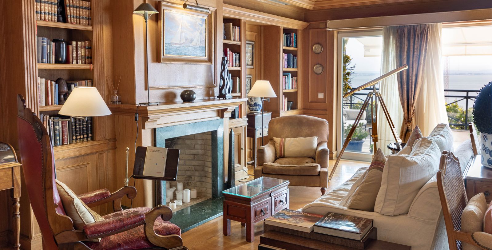 Image of the library at As Janelas Verdes, 18th century, a member of Historic Hotels Worldwide in Lisbon, Portugal