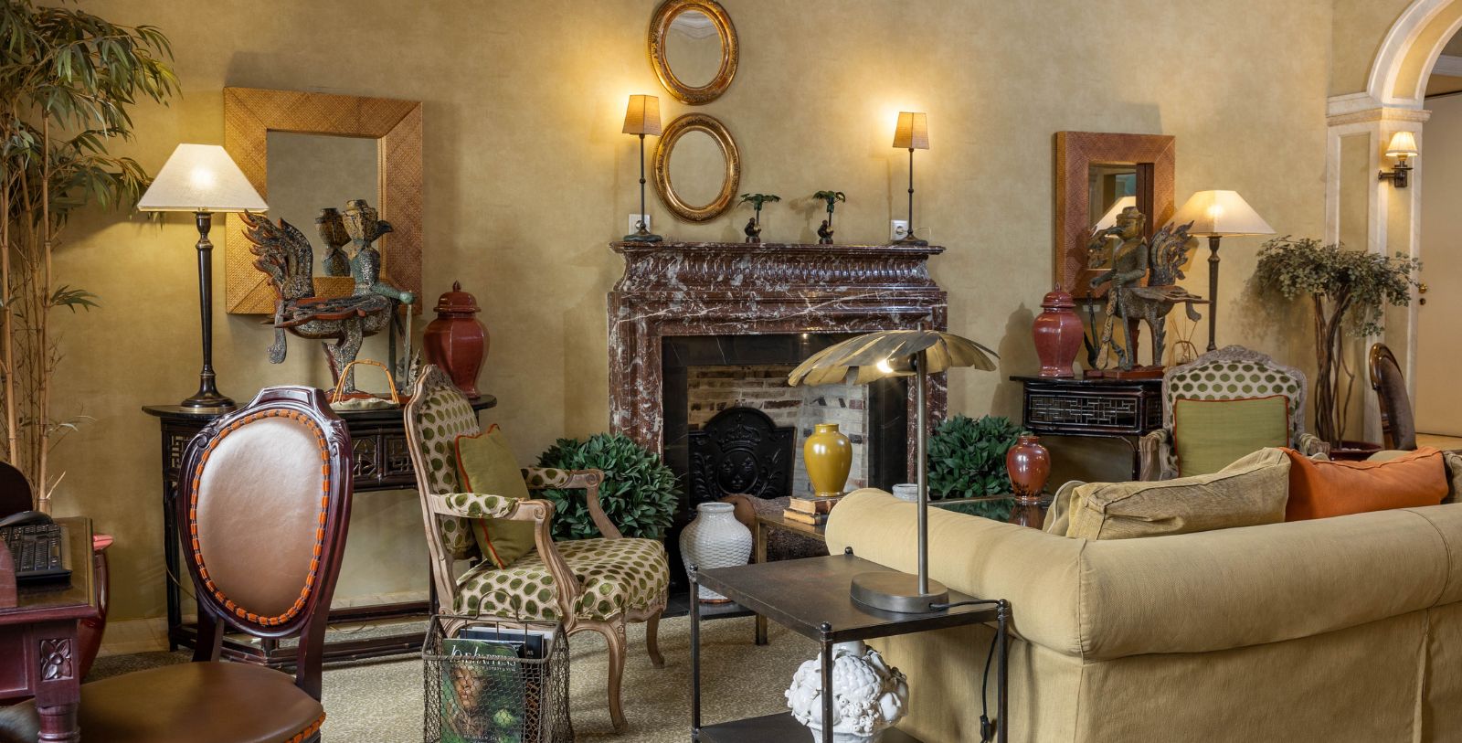 Image of interior courtyard at As Janelas Verdes, 18th century, a member of Historic Hotels Worldwide in Lisbon, Portugal