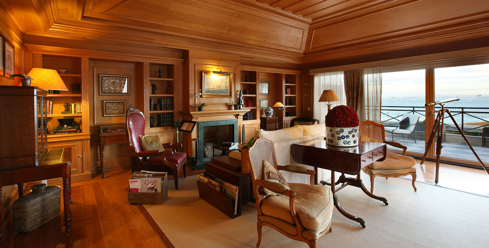 Image of the library at As Janelas Verdes, 18th century, a member of Historic Hotels Worldwide in Lisbon, Portugal