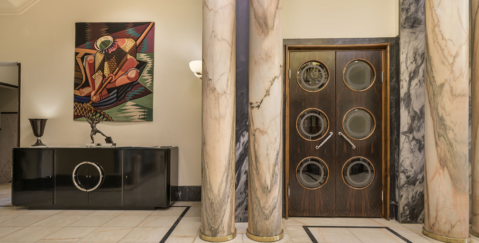 Explore Avenida da Liberdade, one of Europe’s most exclusive shopping boulevards.