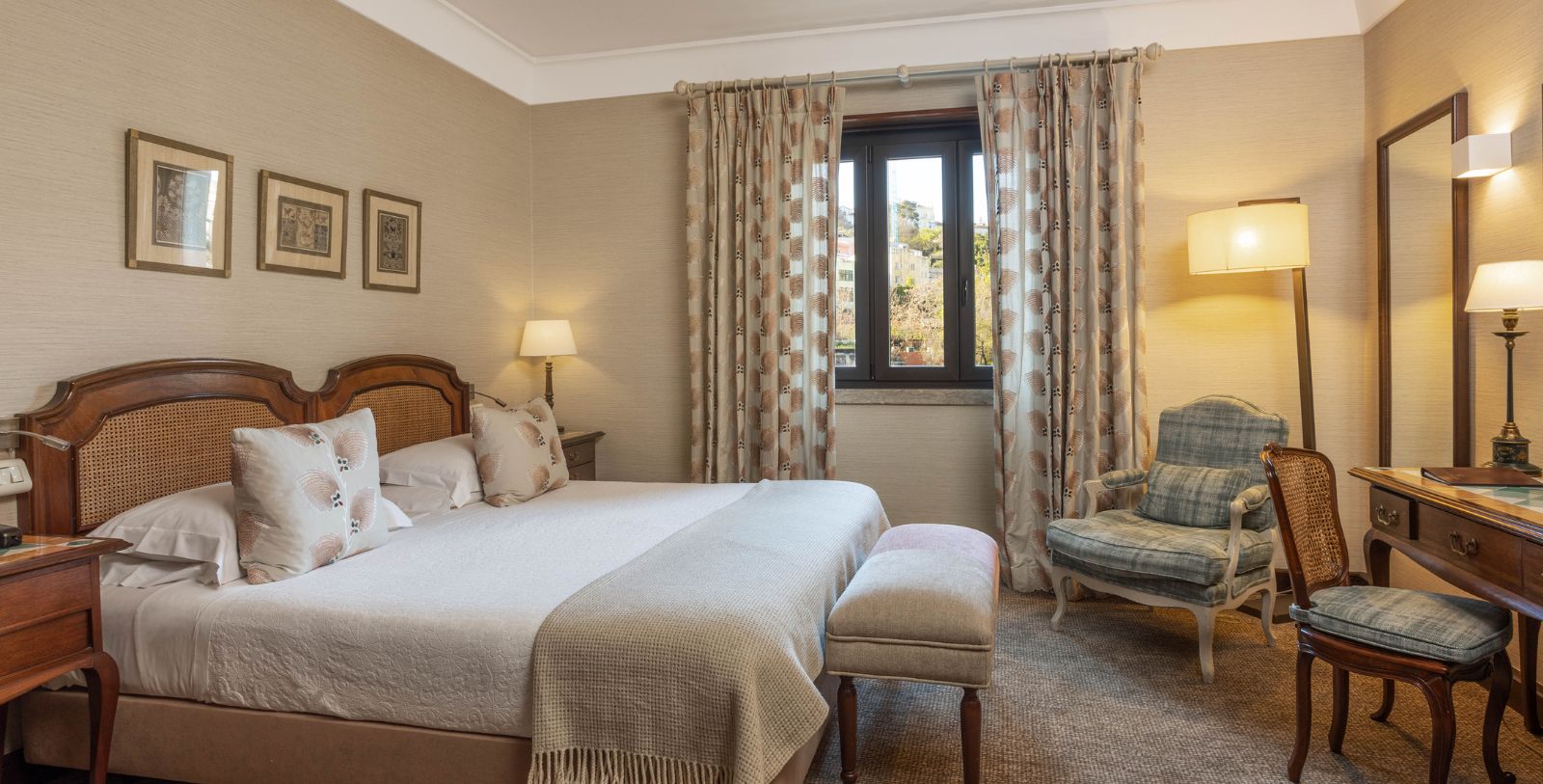 Image of Junior Suite at Hotel Lisboa Plaza, 1954, a member of Historic Hotels Worldwide in Lisbon, Portugal