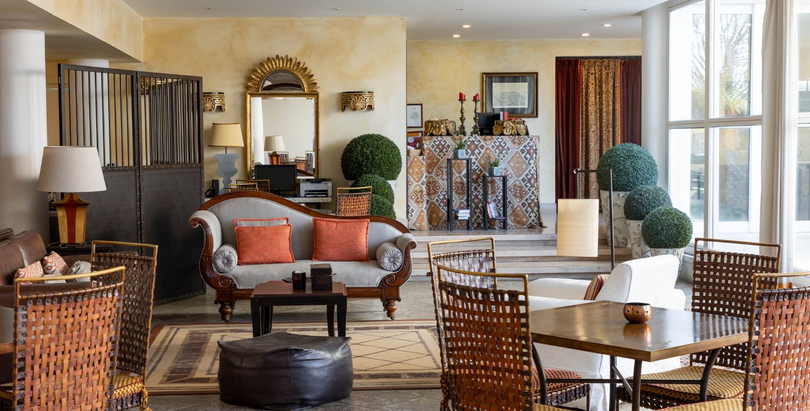 Image of the exterior and fountain at Solar do Castelo, 1765, a member of Historic Hotels Worldwide in Lisbon, Portugal