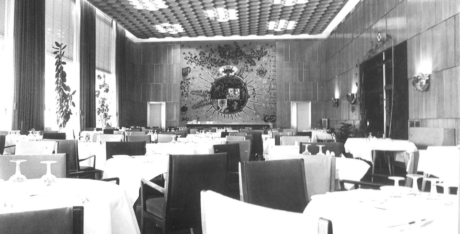 Discover the landmark façade of the Tivoli Avenida Liberdade Lisboa, the iconic Grande Dame of hotels in Lisbon.