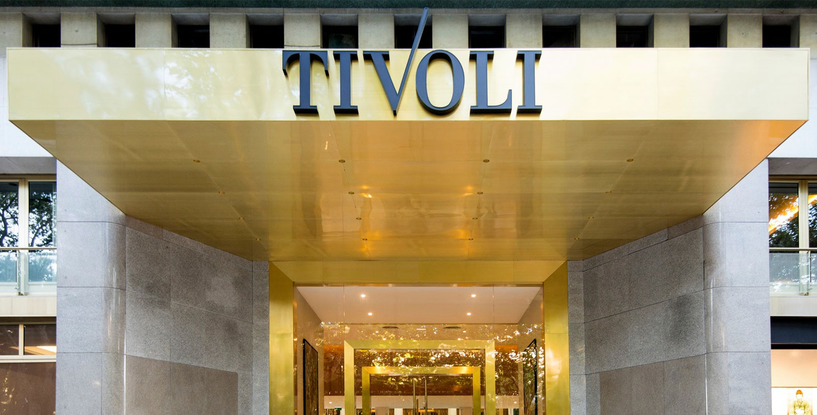 Explore the Castelo de S. Jorge, Praça do Comércio, and the Miradouro de Santa Luzia several blocks away.