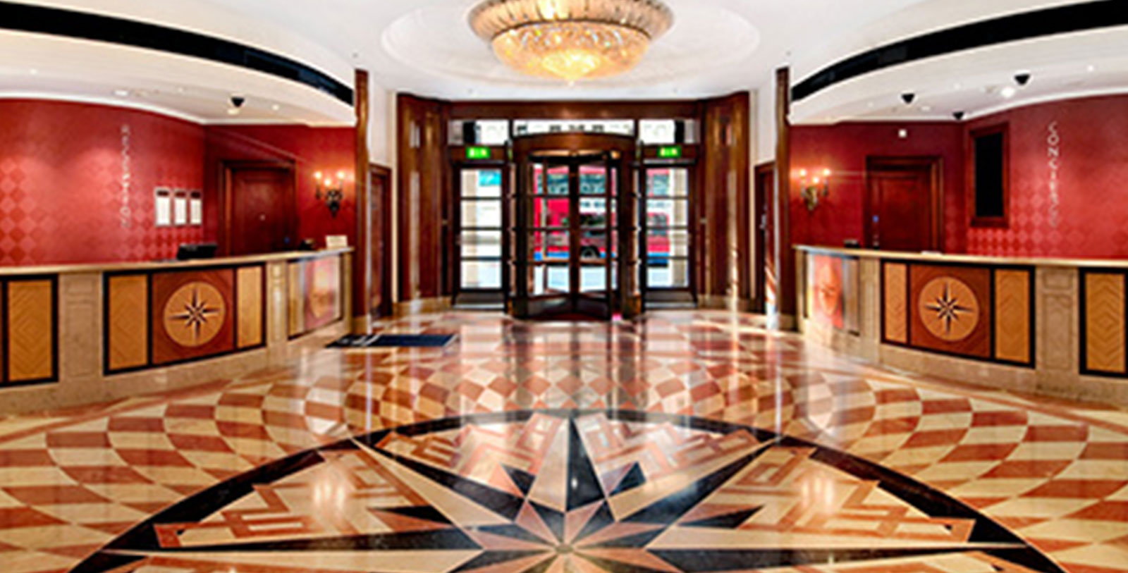 Hop a train at Paddington Station located a few blocks away.