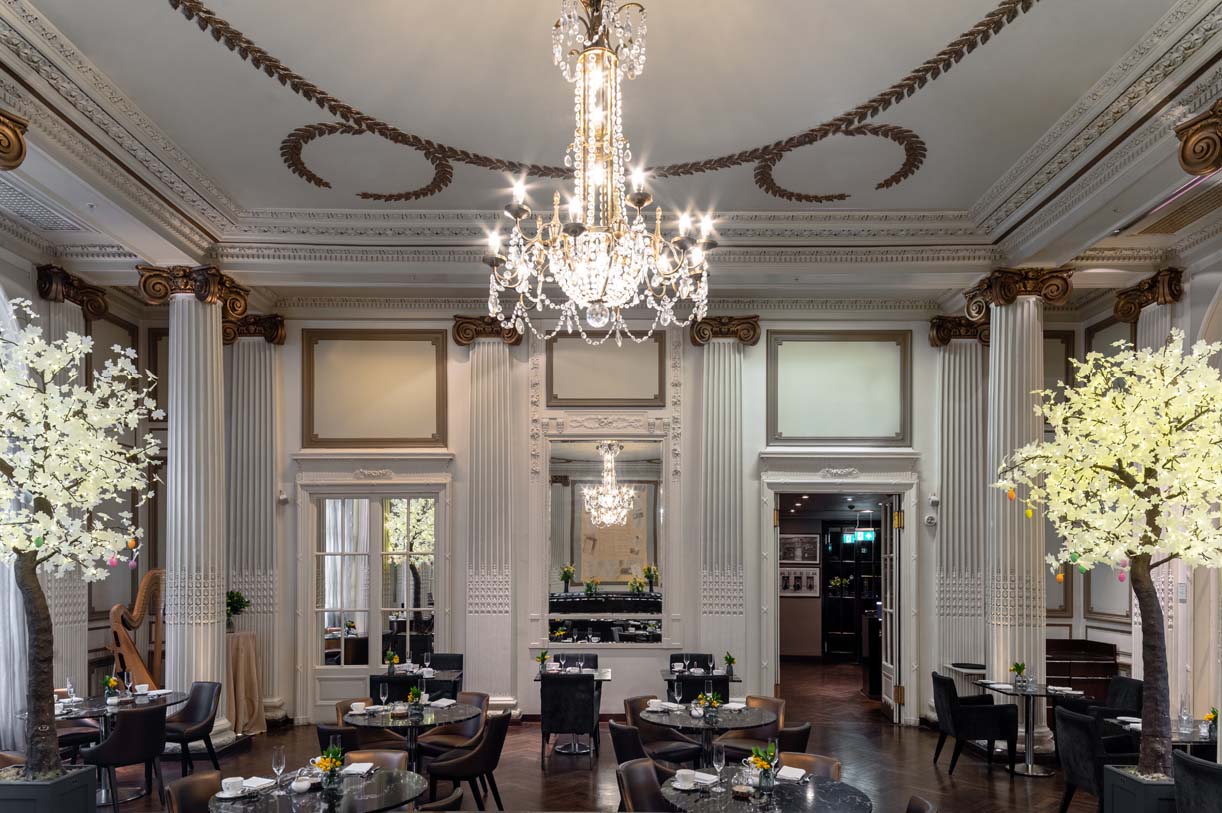 Taste the flavors of a full English breakfast at Caravan King’s Cross, Hawksmoor Guildhall, and The Wolseley.