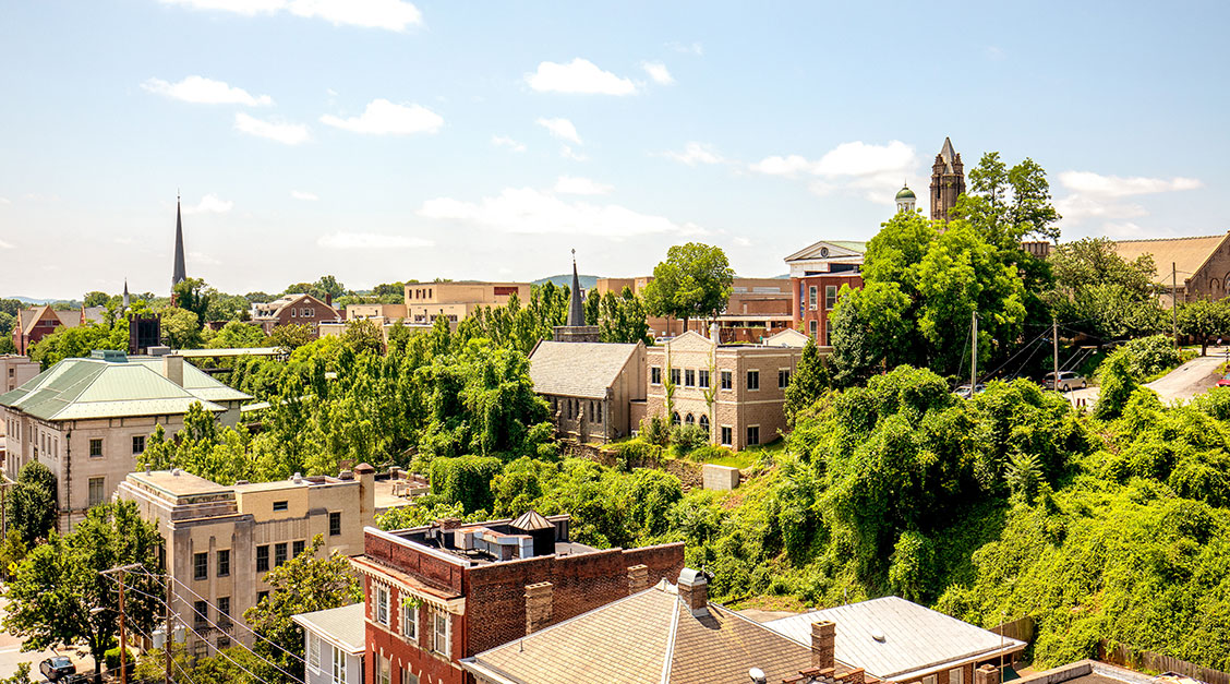 Spend a day exploring Thomas Jefferson’s Poplar Forest, Patrick Henry’s Red Hill, and Appomattox Court House National Historical Park.