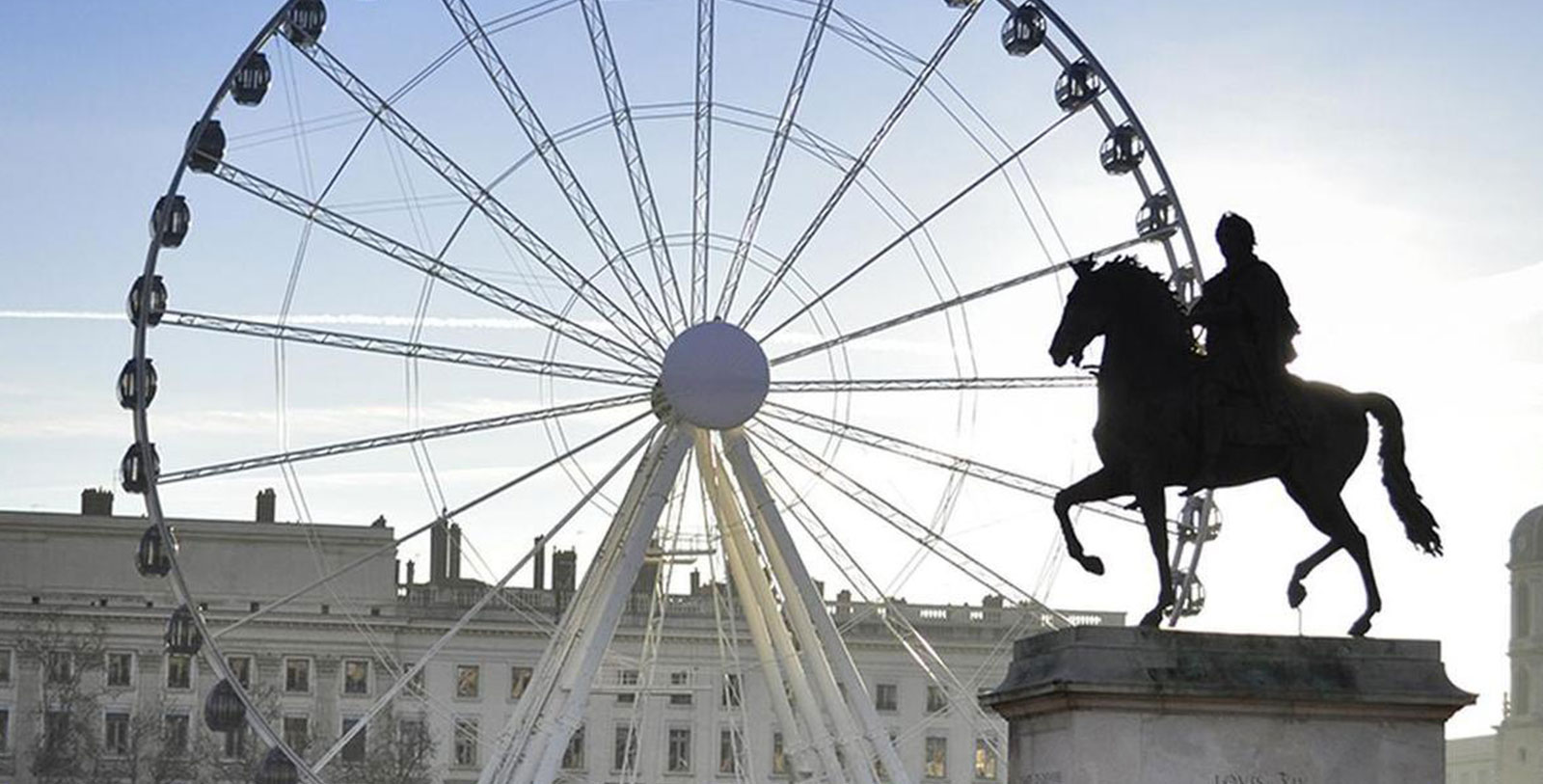 Experience the wonderful Passage de l'Argue.